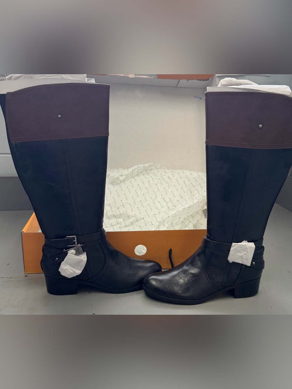 Unisa Black Leather Two Tone Style Boots with Silver Buckle Detail wide leg 8.5 - Picture 4 of 12